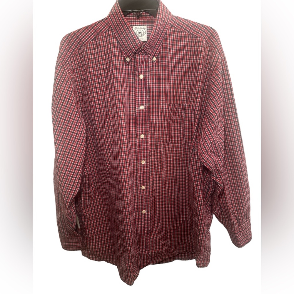 Brooks Brothers Casual Button Down Sport Shirt Size Large Plaid Red and Blue